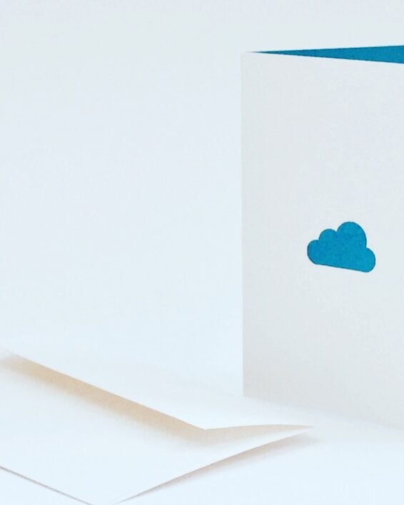 כרטיסים איקון בחיתוך ליזר - ענן תכלת