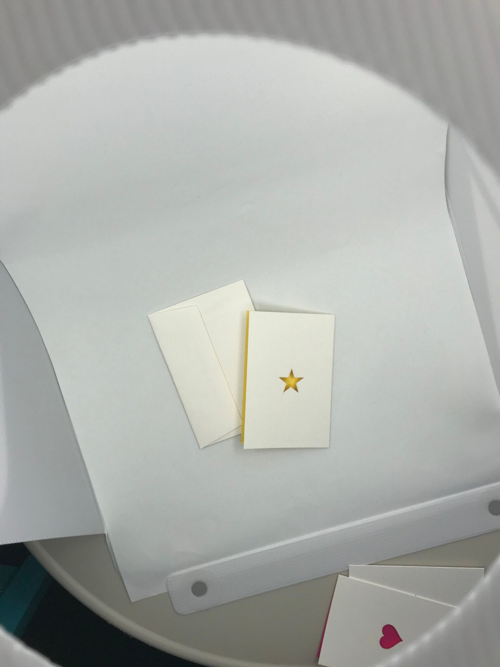 כרטיסים איקון בחיתוך ליזר - כוכב צהוב – תמונה 3